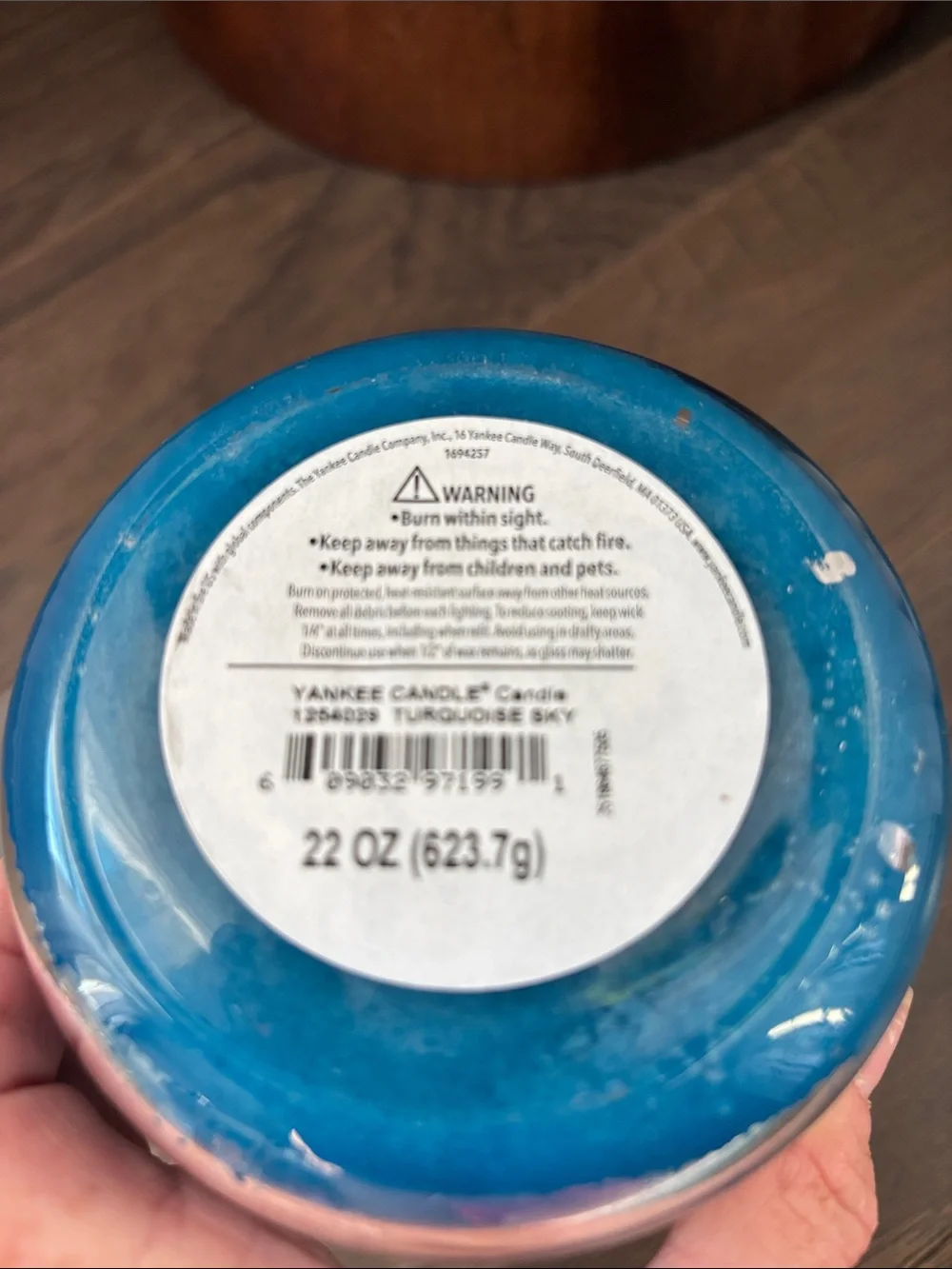 Yankee Candle Turquoise Sky,Lotus Flower,White Lily,Freesia,Sea Grass,Musk,wood
